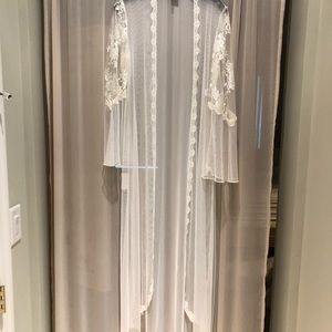 Jonquil by Diane Samandi ivory lace robe NWT